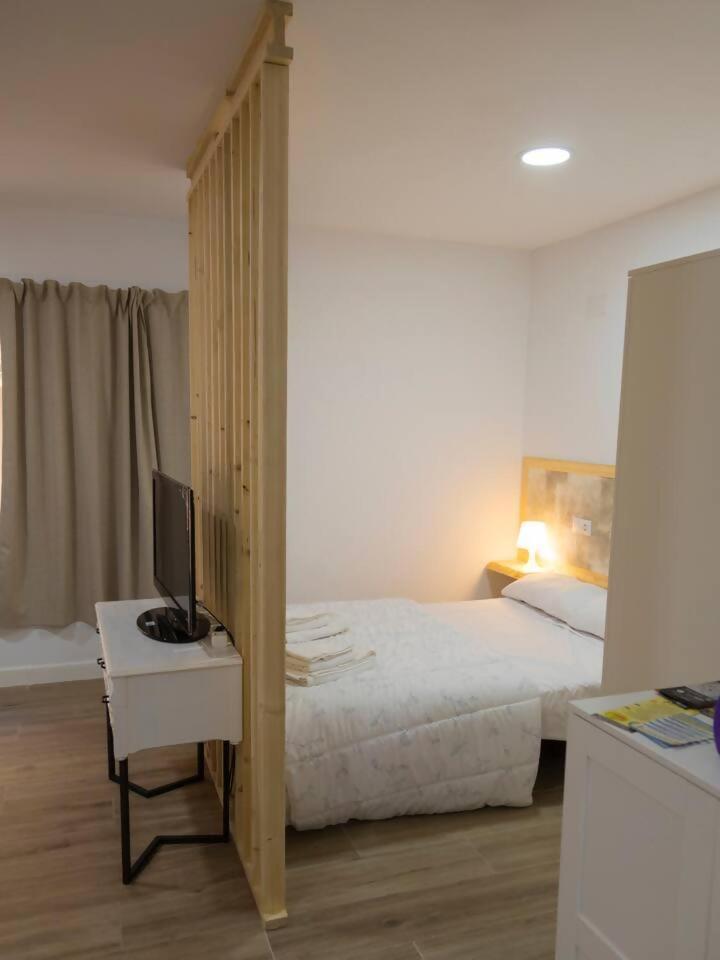 דירות קדיז Sh Loft Del Mar Cerca De La Playa Y El Centro Ac מראה חיצוני תמונה