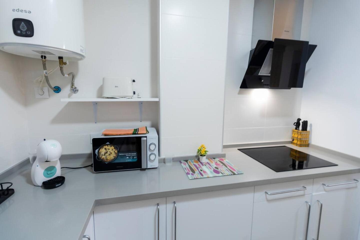 דירות קדיז Sh Loft Del Mar Cerca De La Playa Y El Centro Ac מראה חיצוני תמונה